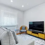 Appartamento Portucale ! Trendy Retreat Almada