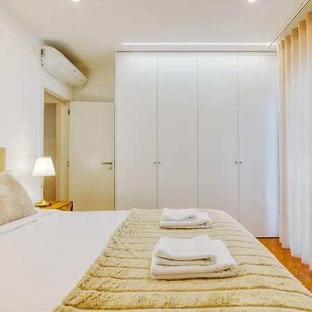 Portucale ! Trendy Retreat 公寓 阿尔马达